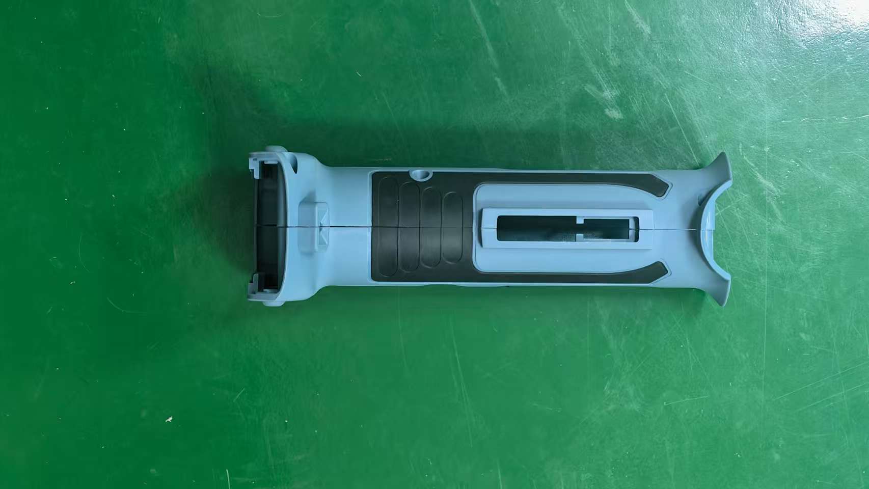 overmolding power tool 3